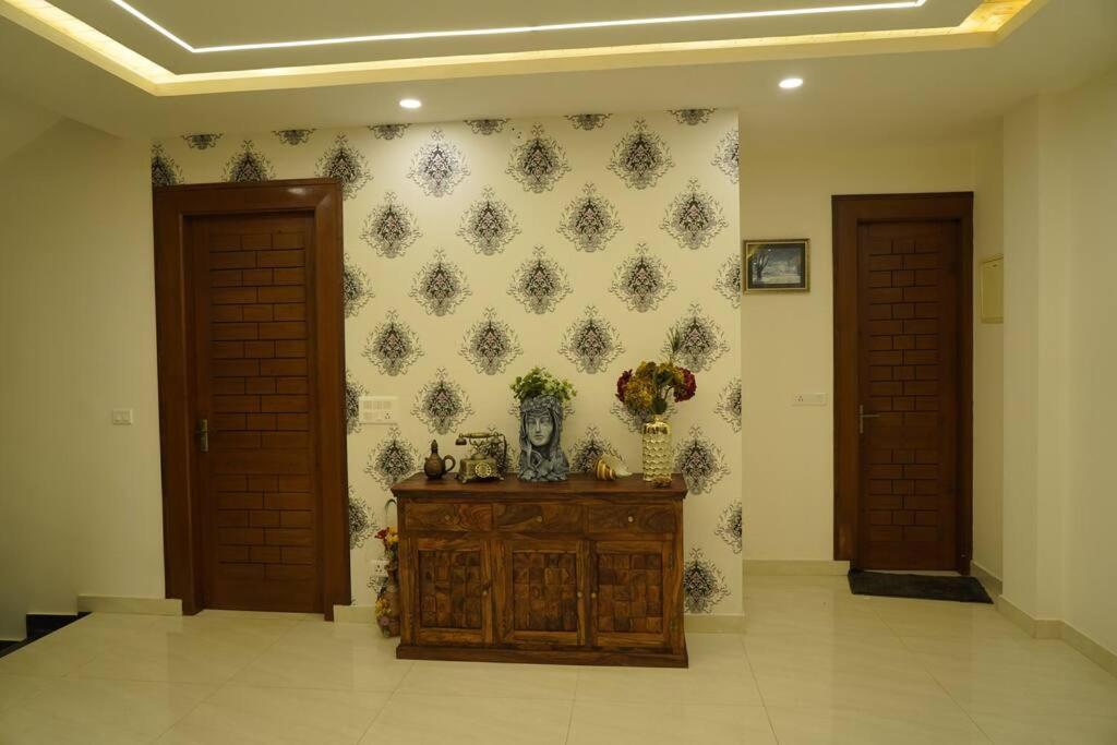 The Cerro Rico - 3 Bhk Modern Villa Касаули Экстерьер фото